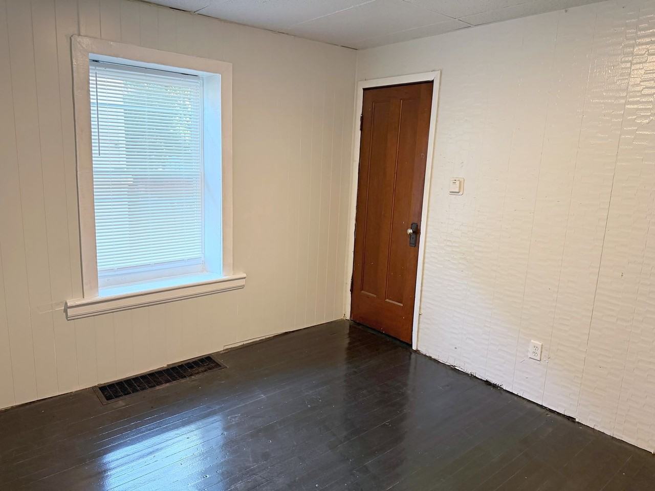 158 Mohawk St - Photo 5 of 10