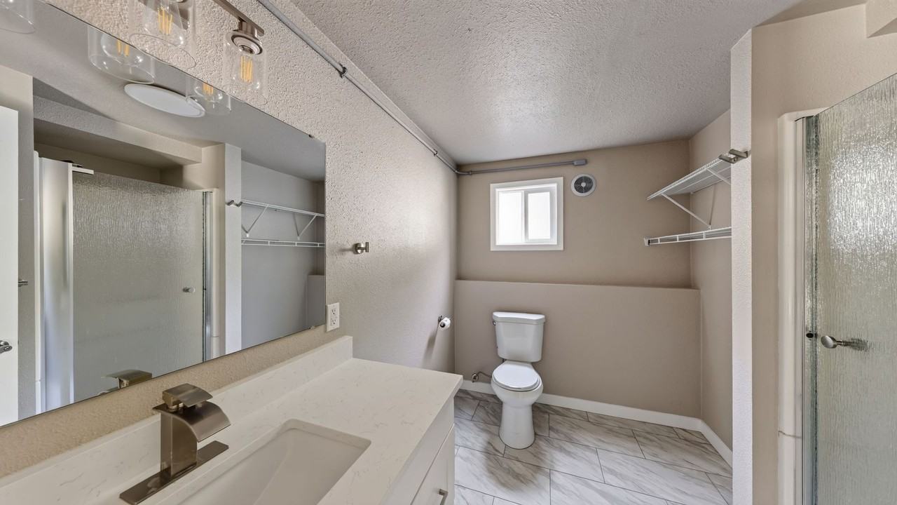 2742 Umatilla Dr - Photo 7 of 21