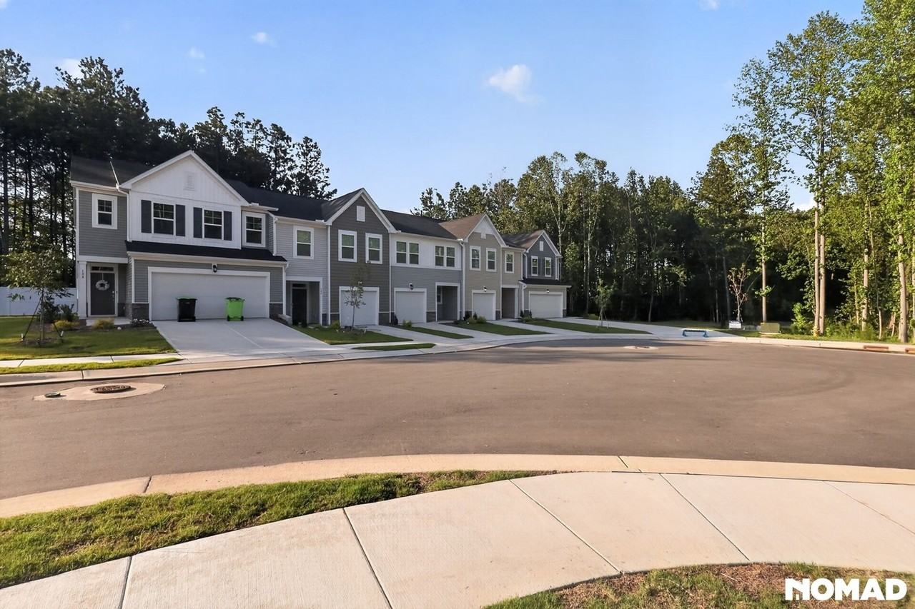 104 Tree Moss Ct - Photo 3 of 37