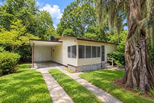 9348 Culpeper Ave - Photo 1 of 1