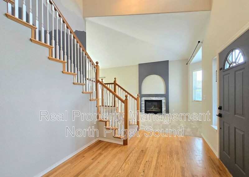 7627 80th Ave Ne - Photo 3 of 32