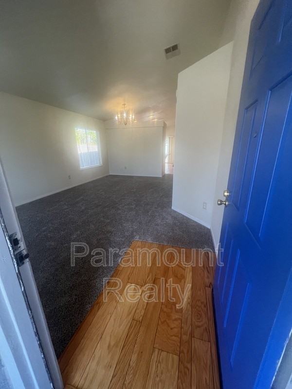 2012 Dublin Dr - Photo 6 of 24