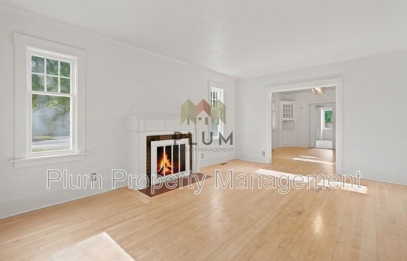 541 E Beckwith Ave - Photo 6 of 25