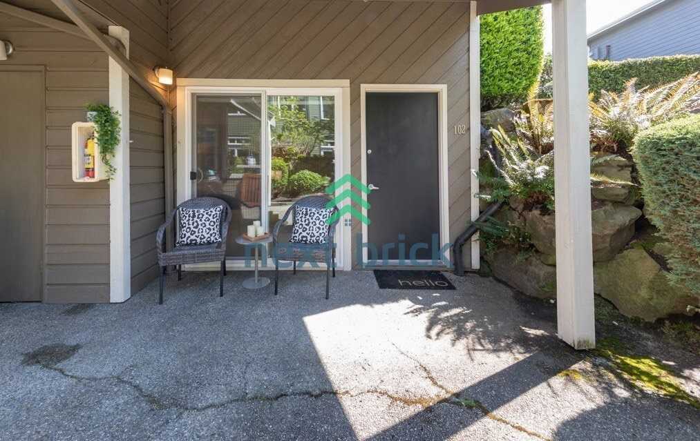 337 2nd Ave S #102 - Photo 2 of 17
