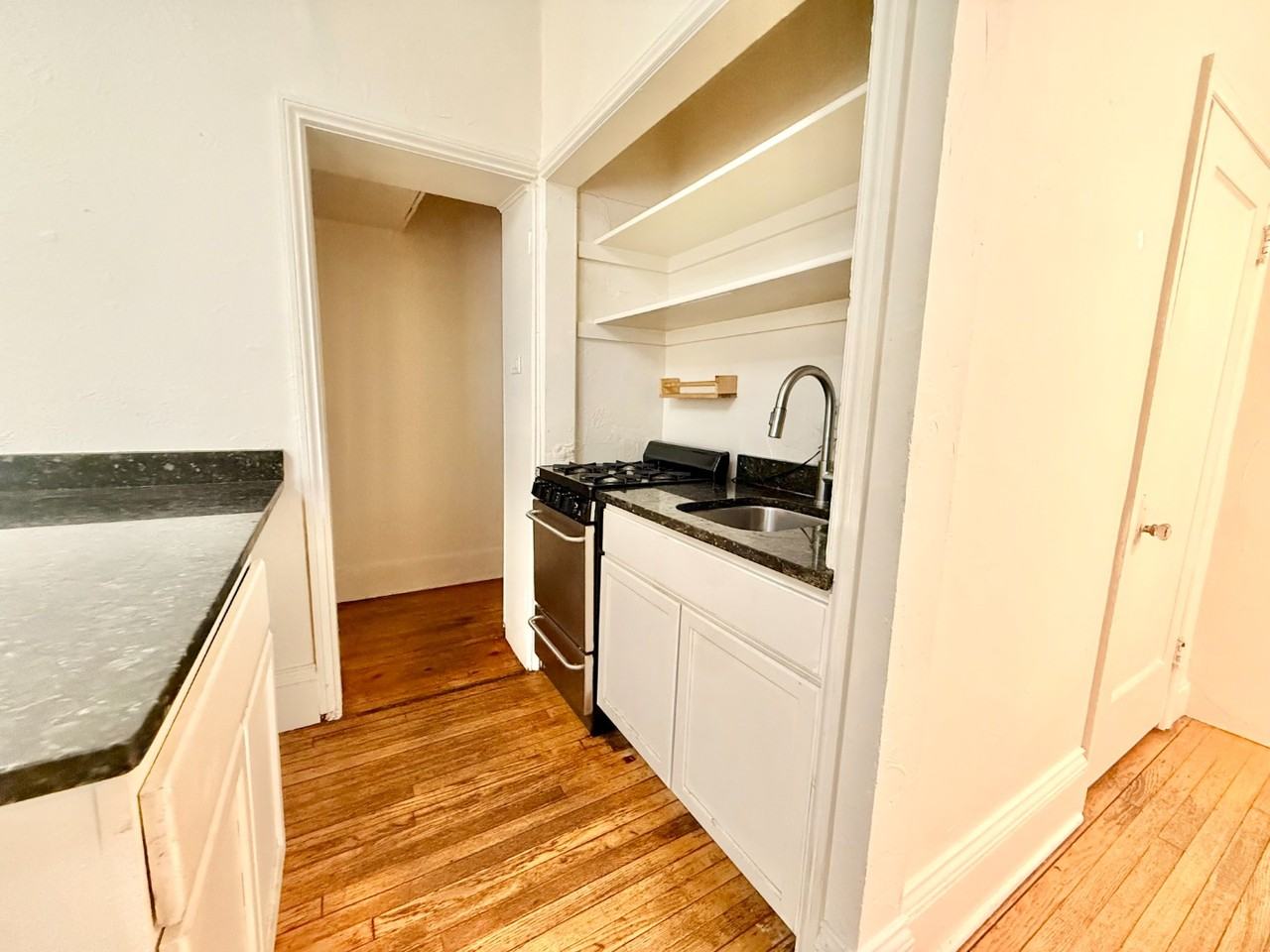 1375 Race St #4 - Photo 3 of 12