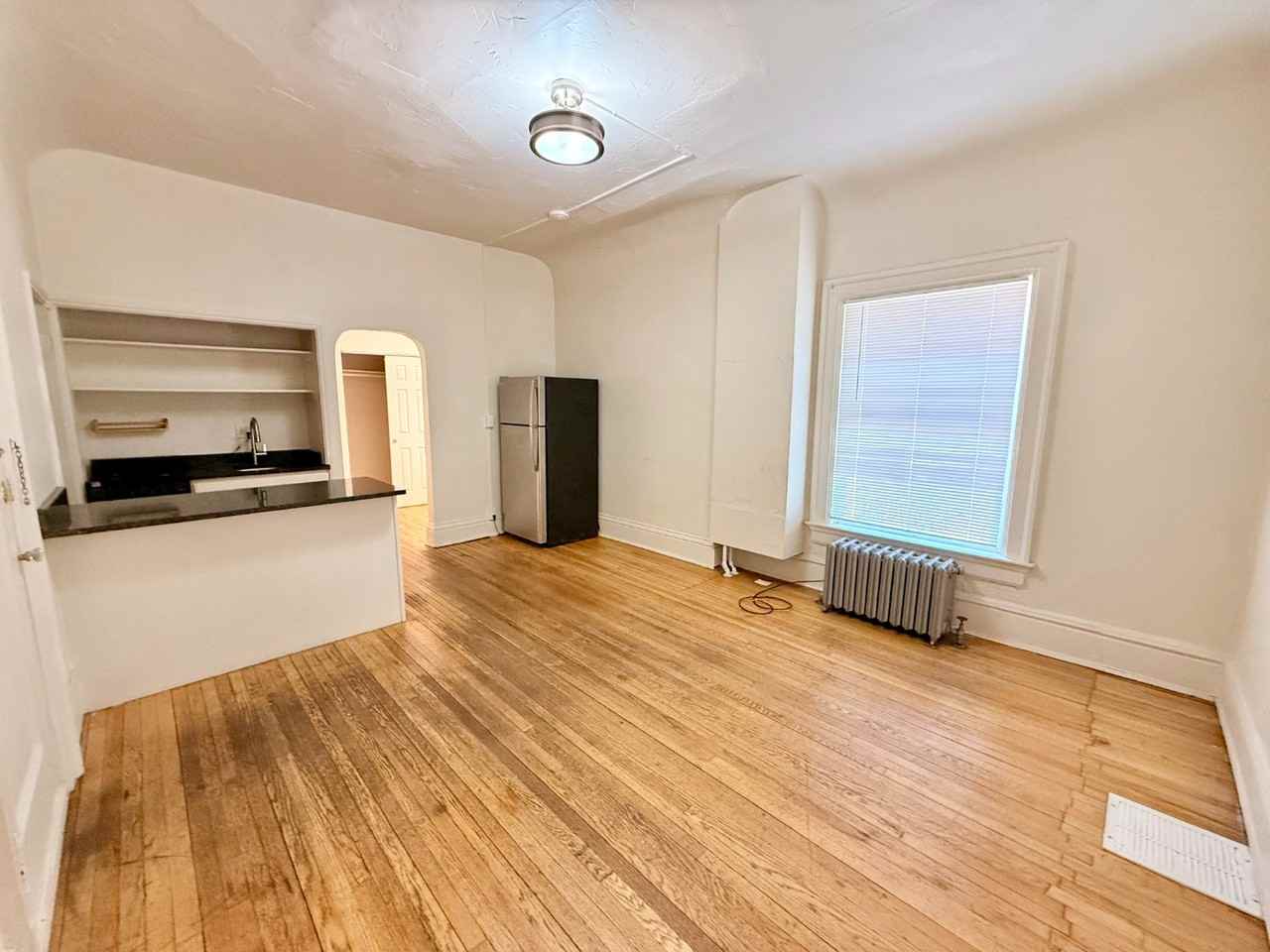 1375 Race St #4 - Photo 5 of 12