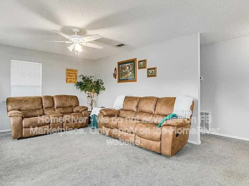 7156 Eastgate Rd - Photo 5 of 33