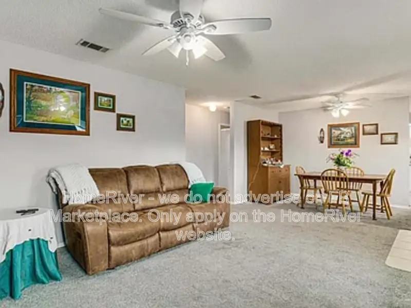 7156 Eastgate Rd - Photo 7 of 33