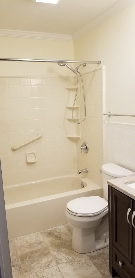 235 Henry Ave #31K - Photo 7 of 11