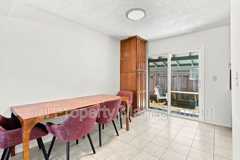 426 Swift St - Photo 6 of 27