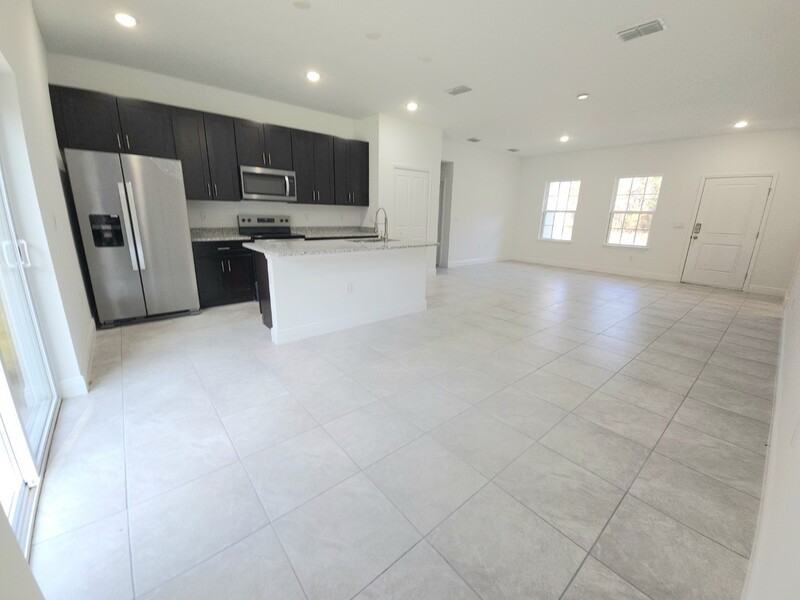 6374 N Falmouth Ter - Photo 3 of 18