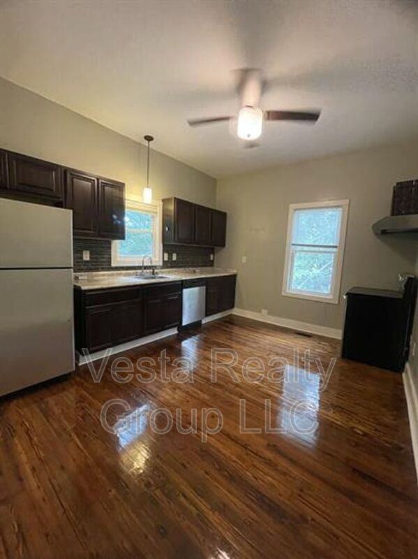 7 Emory St - Photo 6 of 15