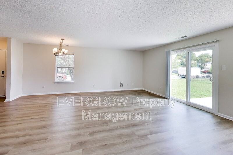 1167 Odell Ln - Photo 7 of 30