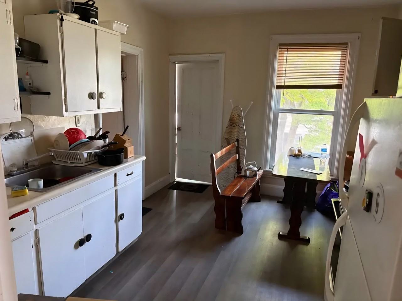7 Pierrepont Ave - Photo 6 of 8