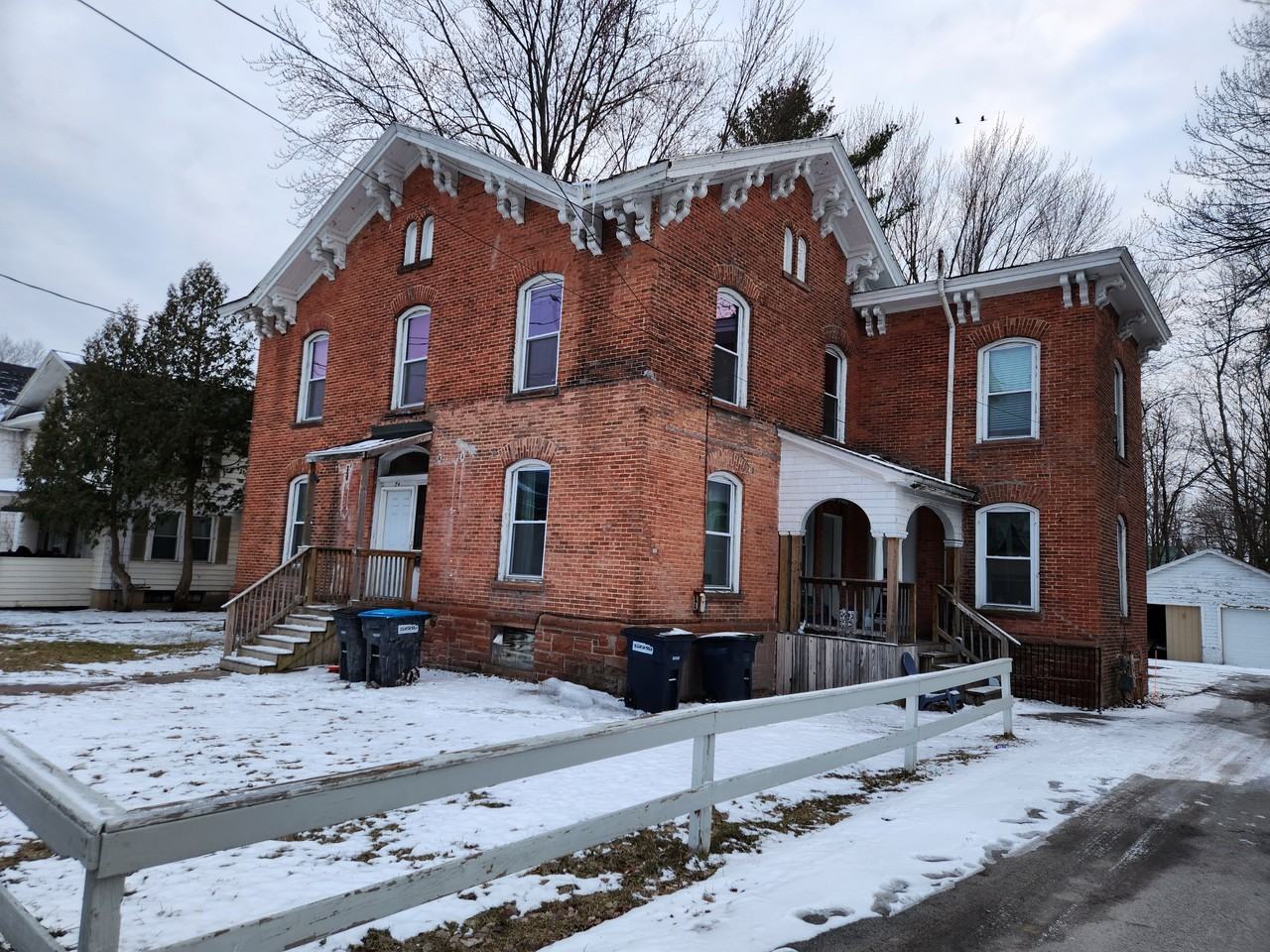 7 Pierrepont Ave - Photo 7 of 8