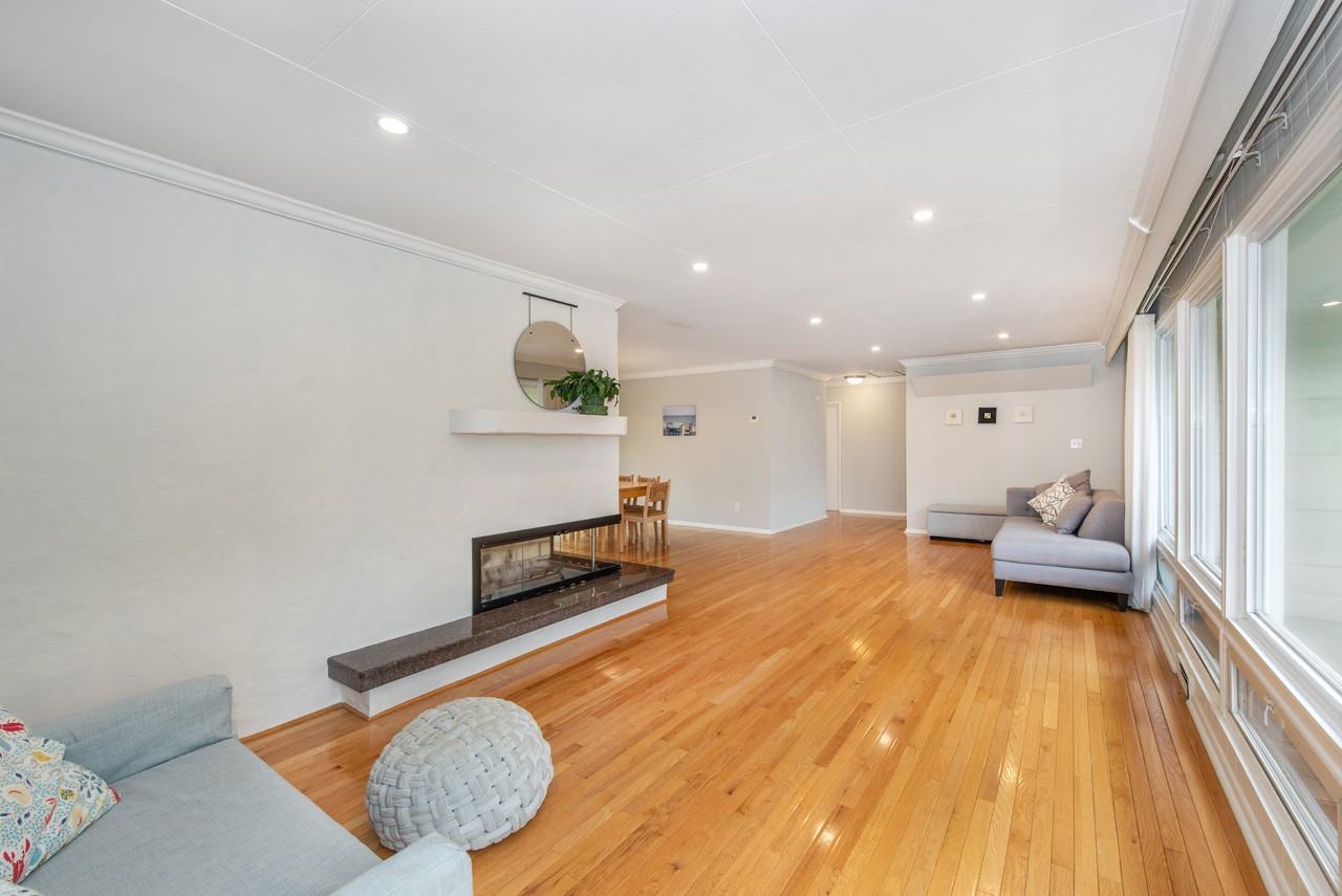 22 Roosevelt Ave - Photo 4 of 22