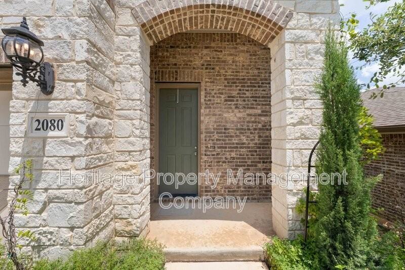 2080 Cowan Dr - Photo 3 of 43