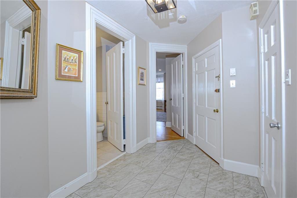 10 Pell St ##3b - Photo 3 of 18