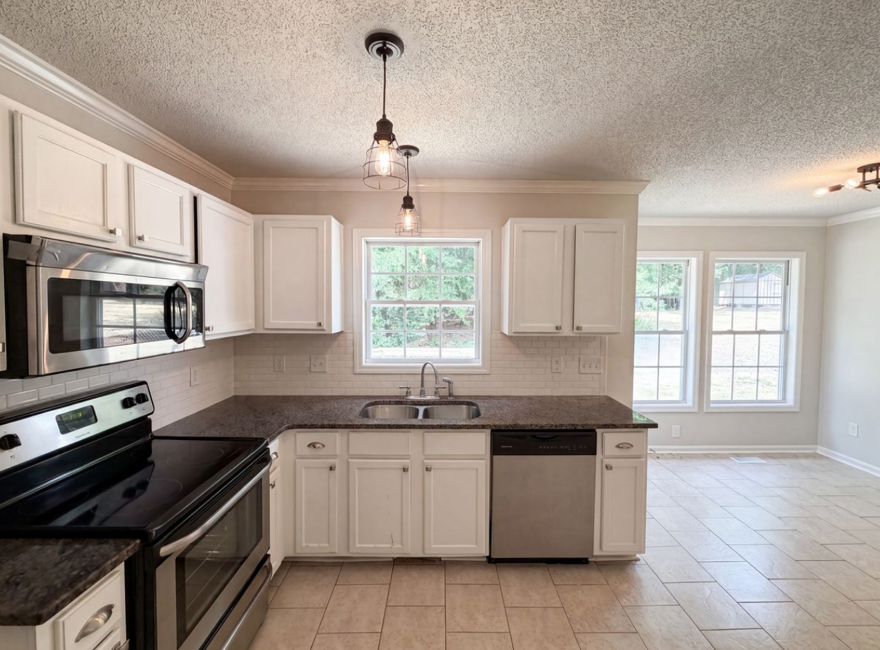 1024 Laurel Leaf Rd - Photo 6 of 15