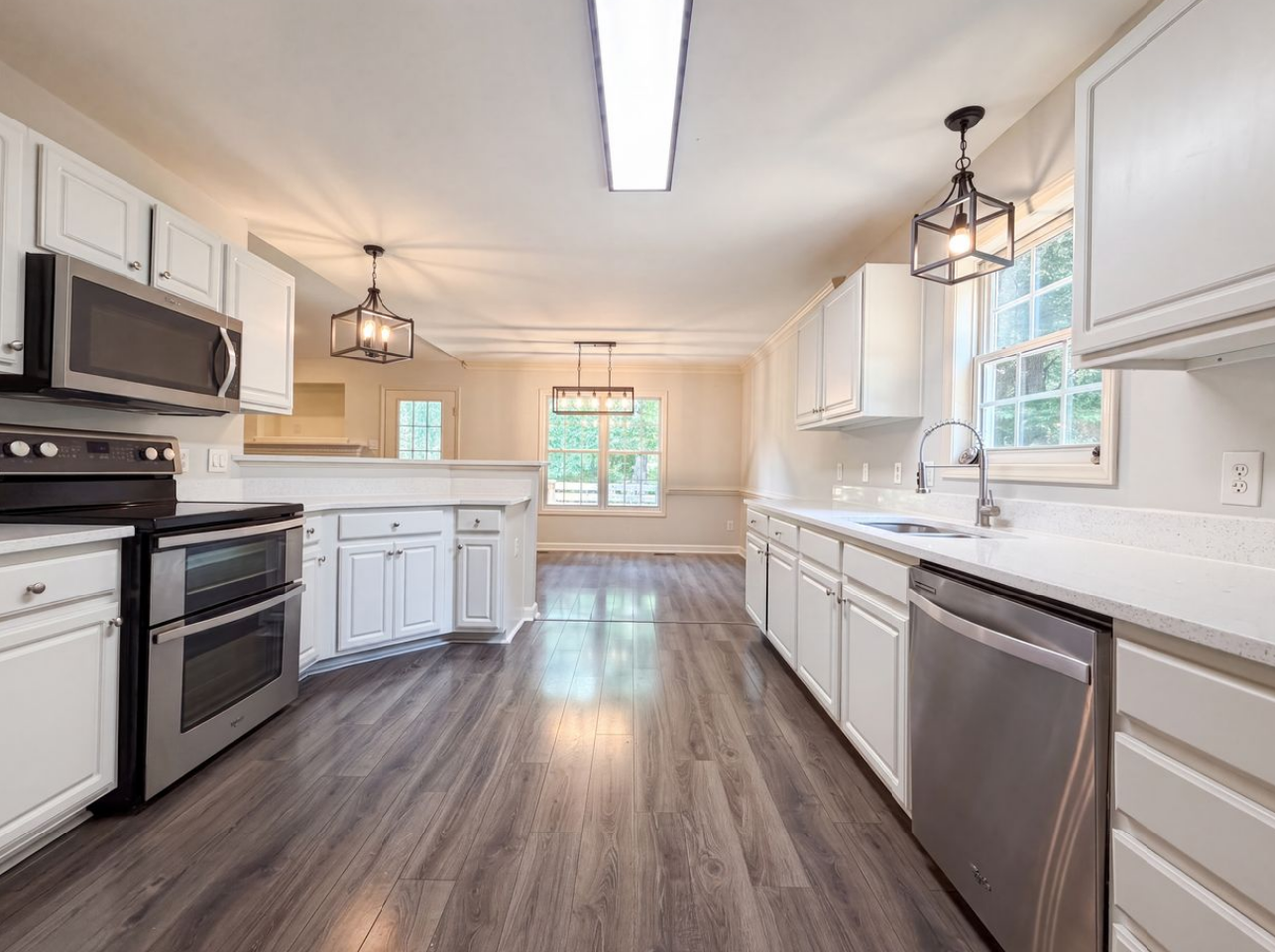 305 Brims Way - Photo 2 of 16