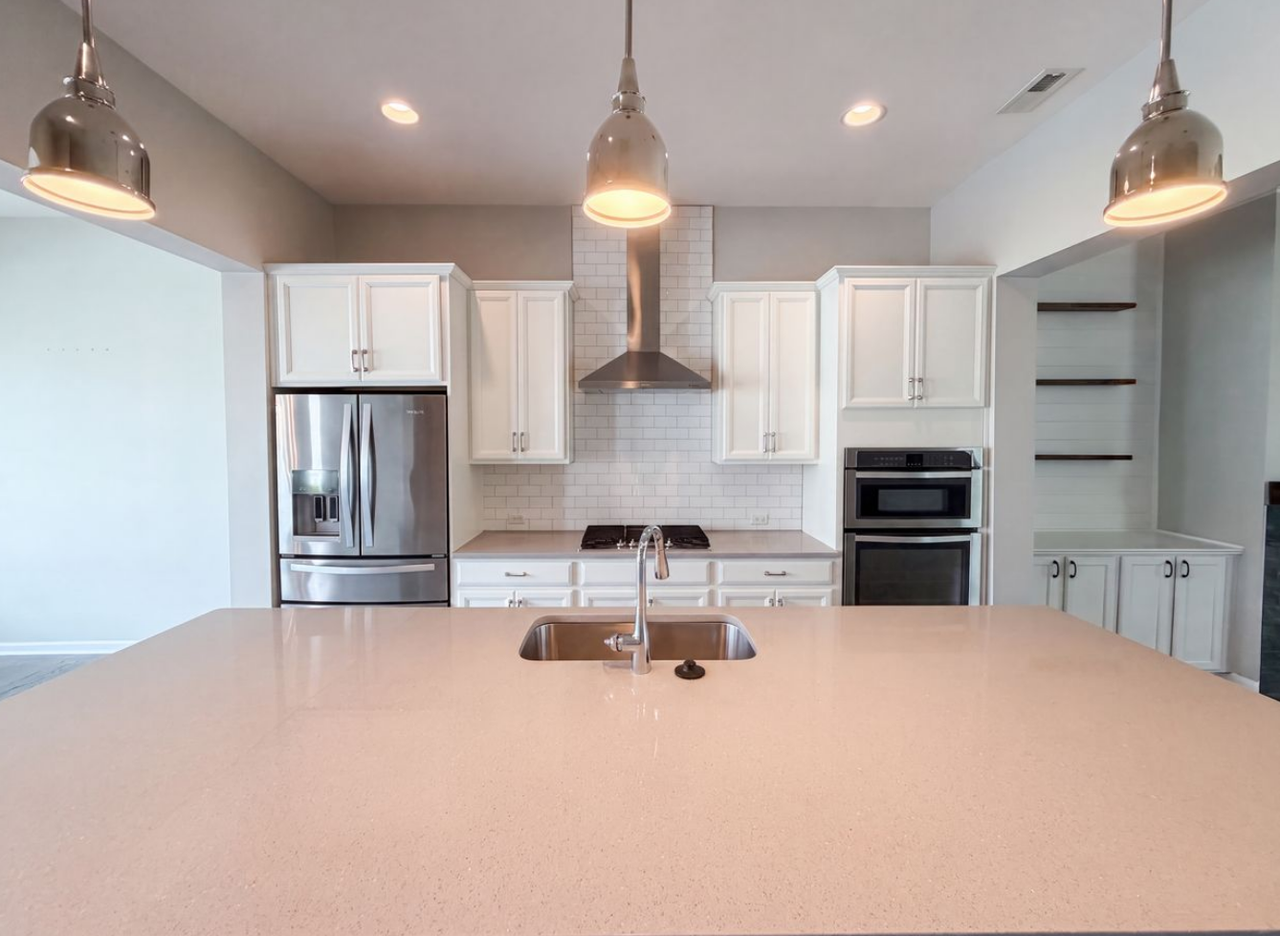 1625 Silo Ridge Dr - Photo 2 of 5