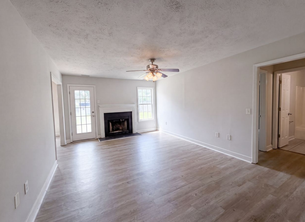 444 Northwoods Dr - Photo 6 of 14