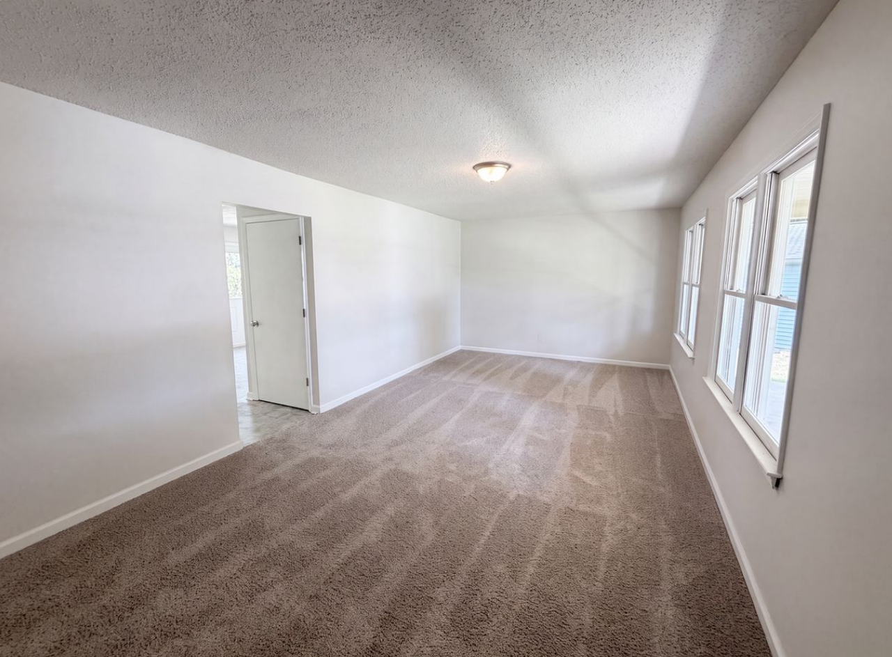 4 Shirley Caesar Ct - Photo 3 of 14