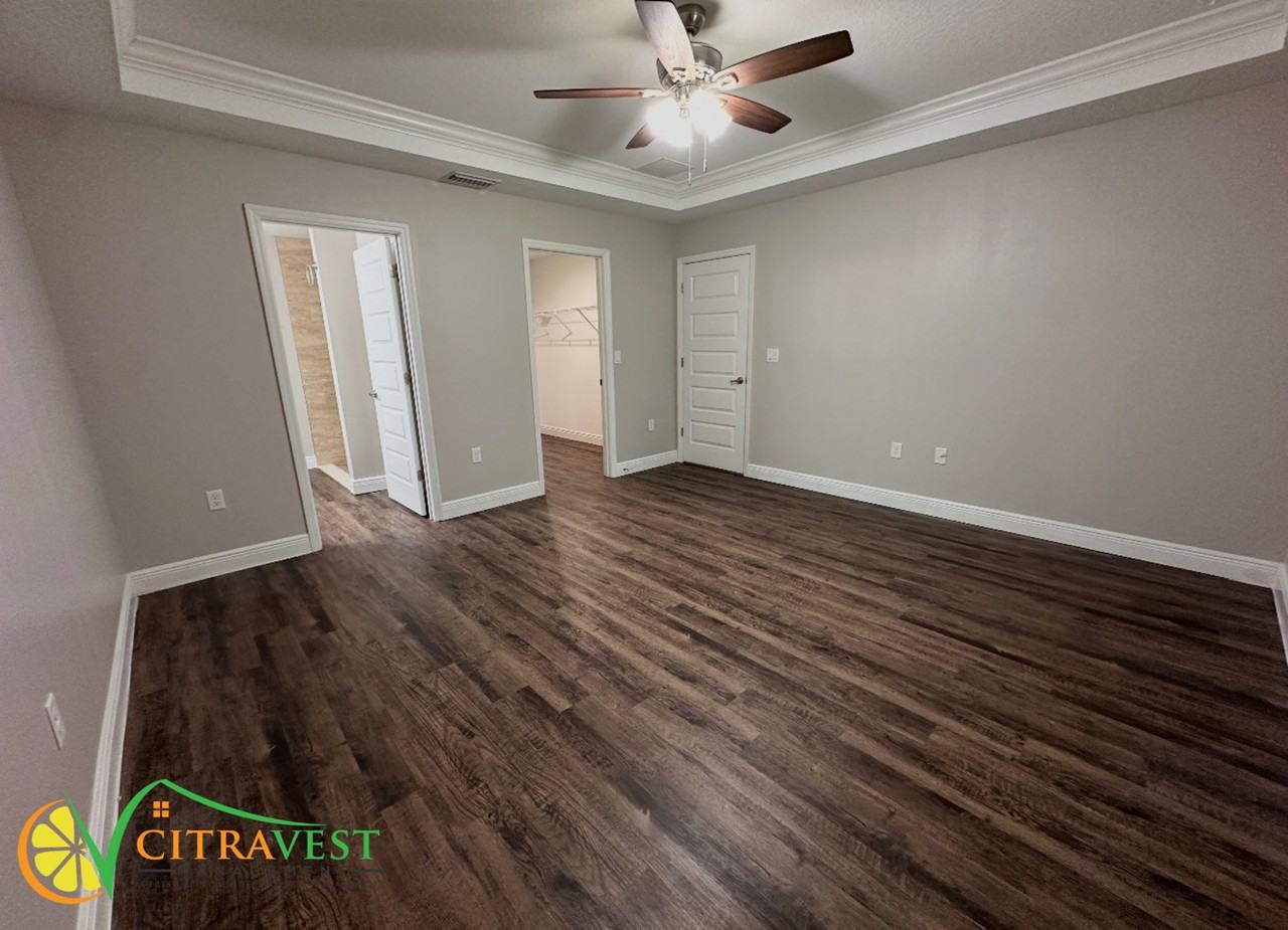 11009 N Adler Dr - Photo 4 of 11