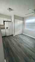 224 Se 16th Pl #4 - Photo 1 of 1