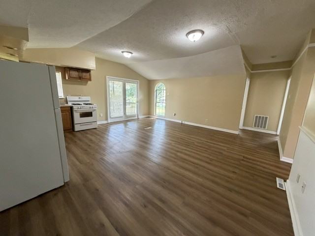 2238R Chestnut St - Photo 2 of 8