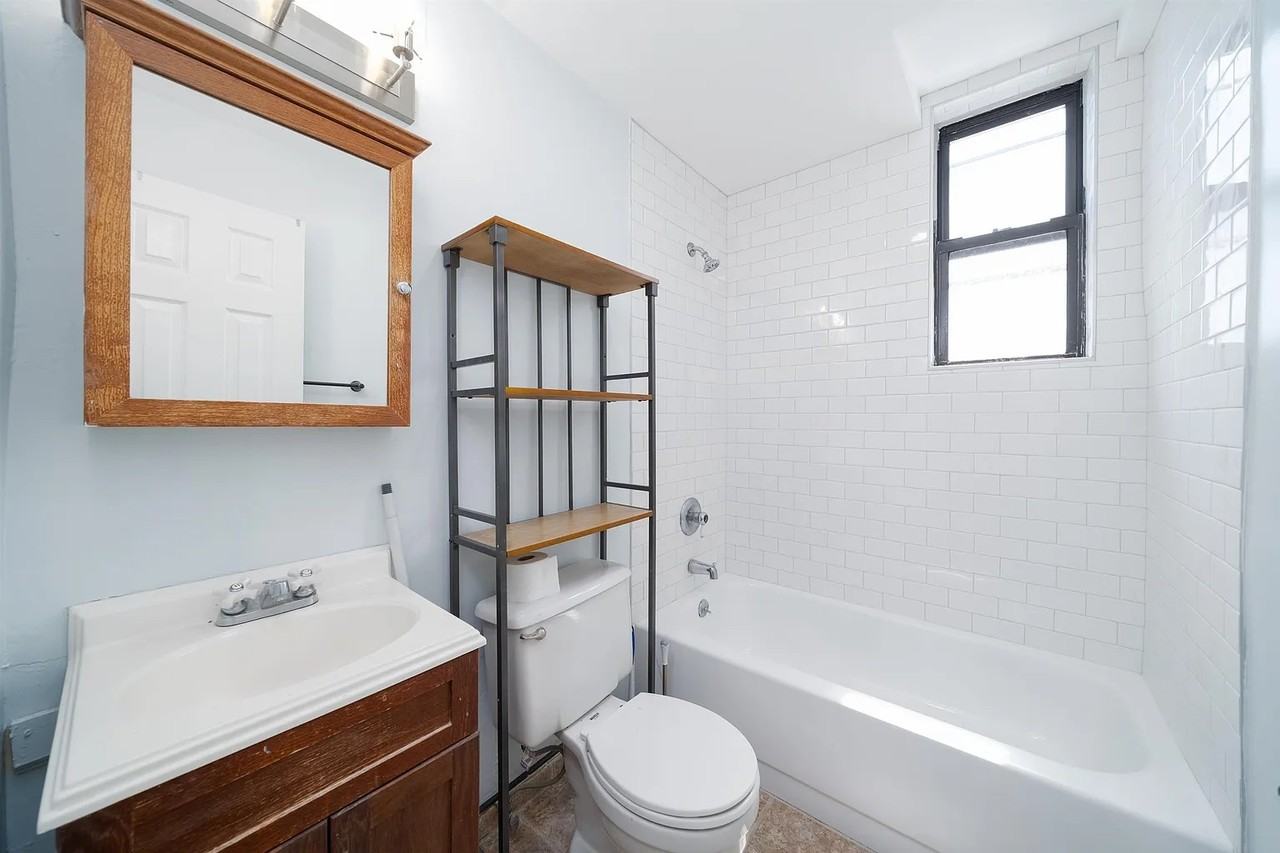 374 S 2nd St #2 - Photo 5 of 5