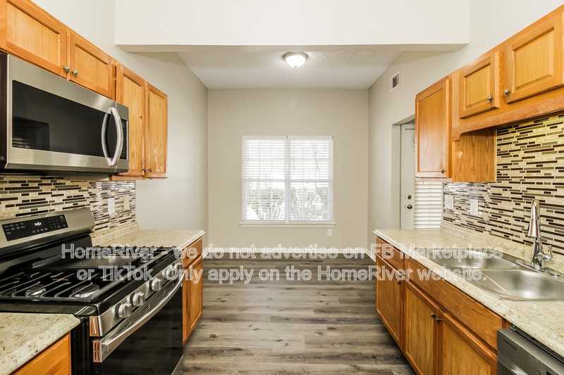 5021 Serenity Point Ln - Photo 5 of 19