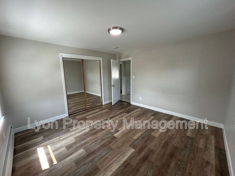 1 Carter Ave #2 - Photo 6 of 10