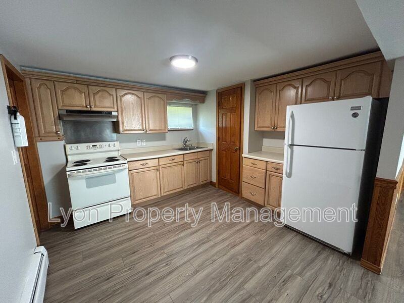 1 Carter Ave #6 - Photo 2 of 9