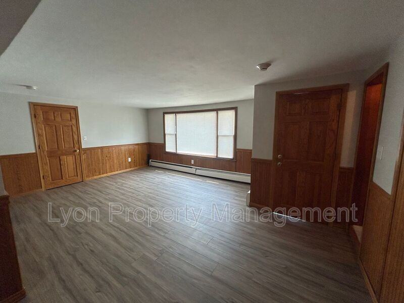 1 Carter Ave #6 - Photo 3 of 9
