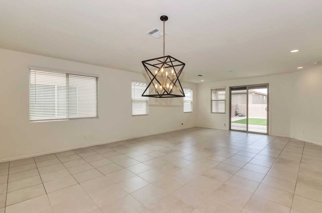 12553 E Caden Dr - Photo 6 of 34