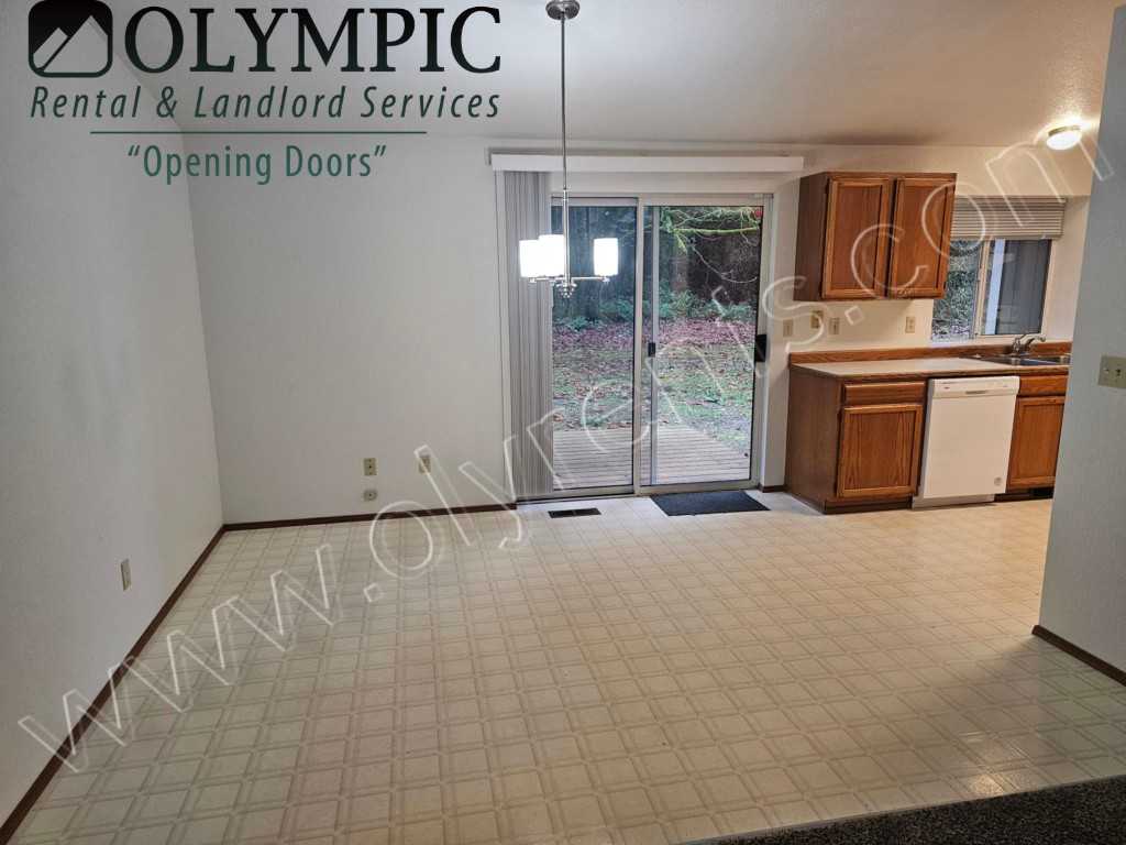 1448 Mix St Nw - Photo 4 of 17
