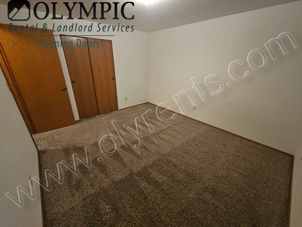 1448 Mix St Nw - Photo 6 of 17