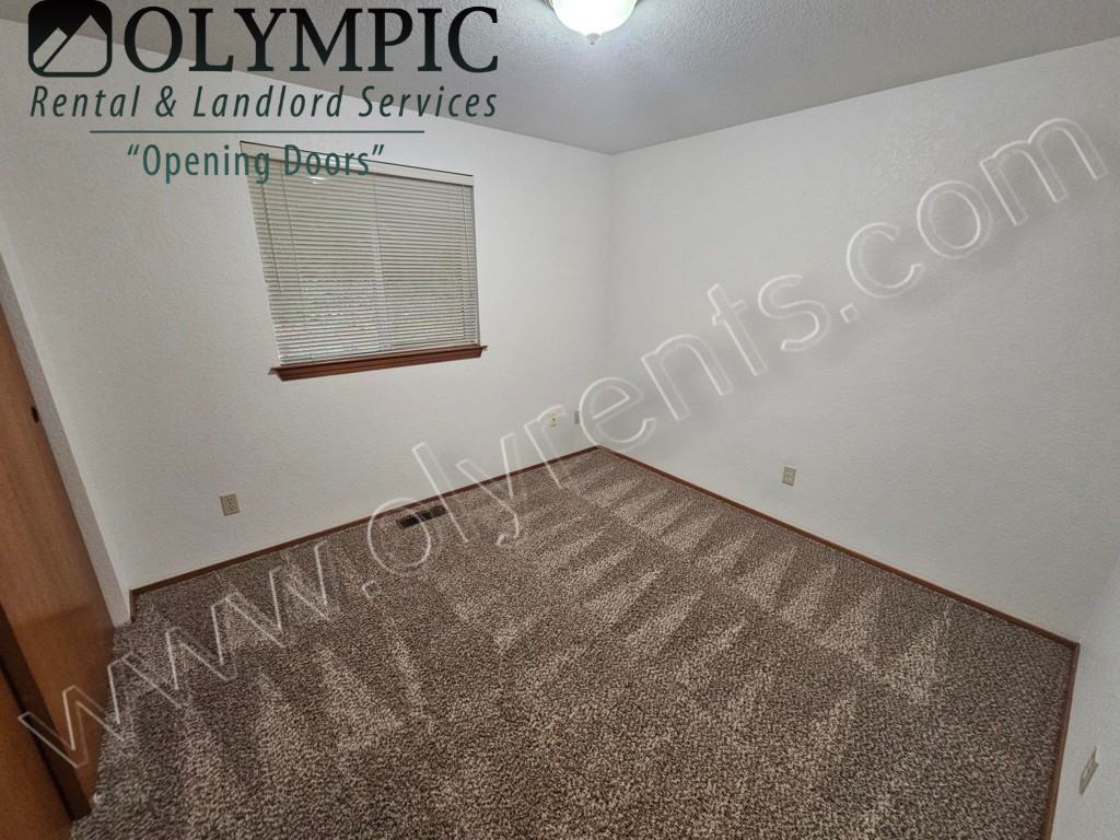 1448 Mix St Nw - Photo 7 of 17