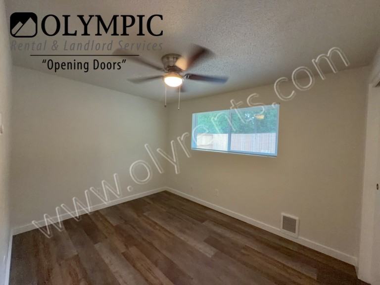 2344 Carpenter Rd Se - Photo 7 of 15
