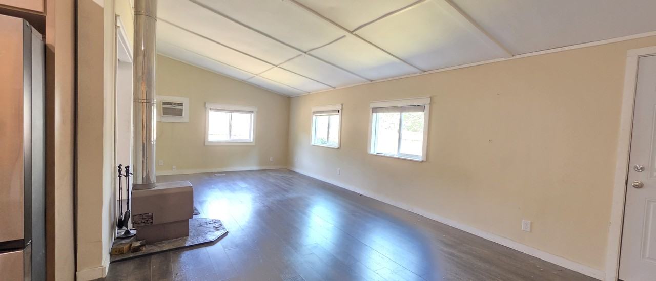 1041 Ne Old Belfair Hwy - Photo 2 of 12