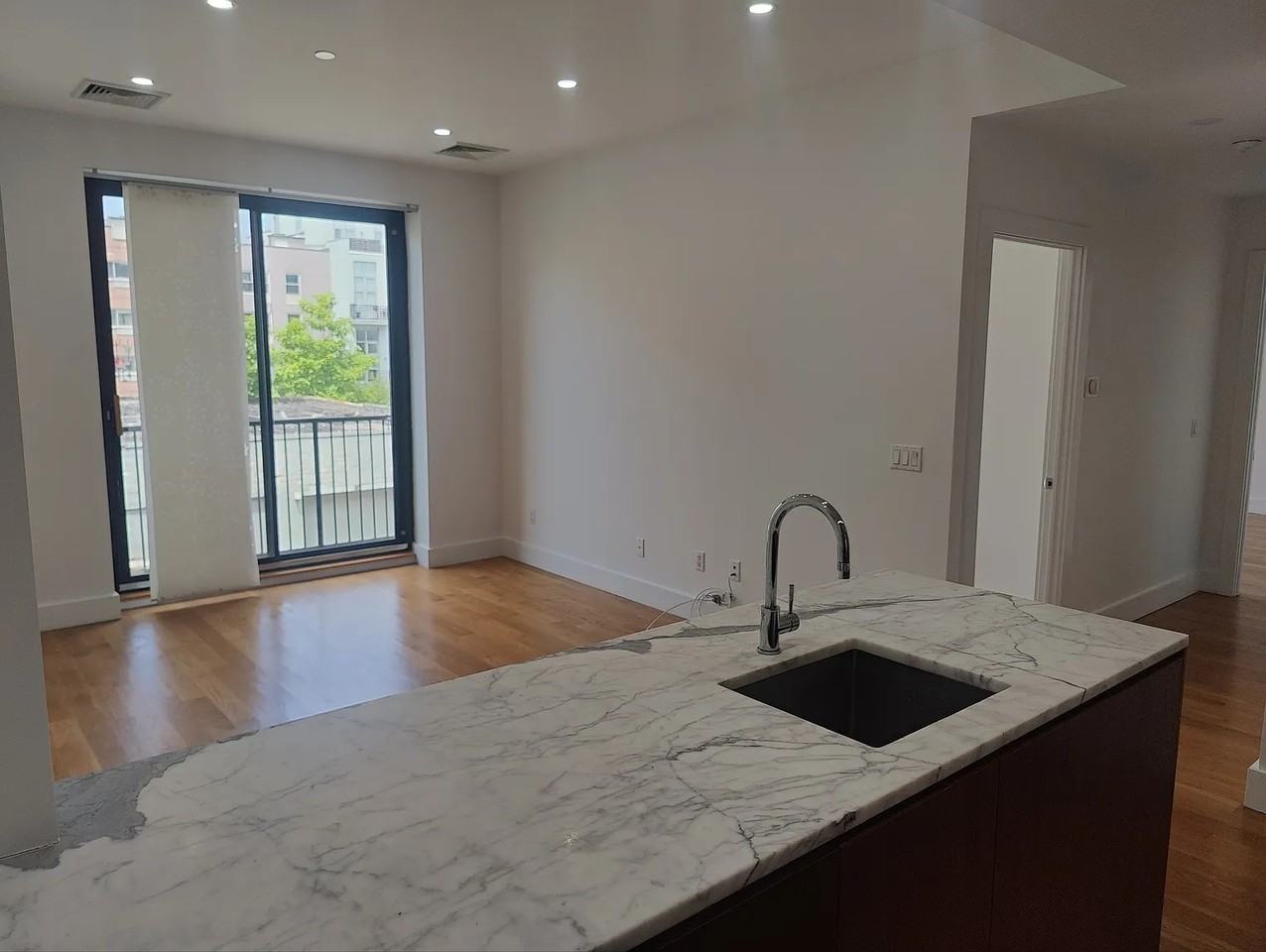 38 Meserole St #3A - Photo 5 of 15