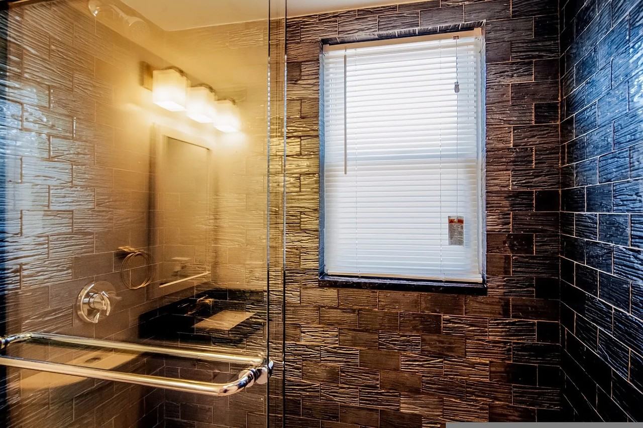 110 Maverick St #3 - Photo 6 of 10