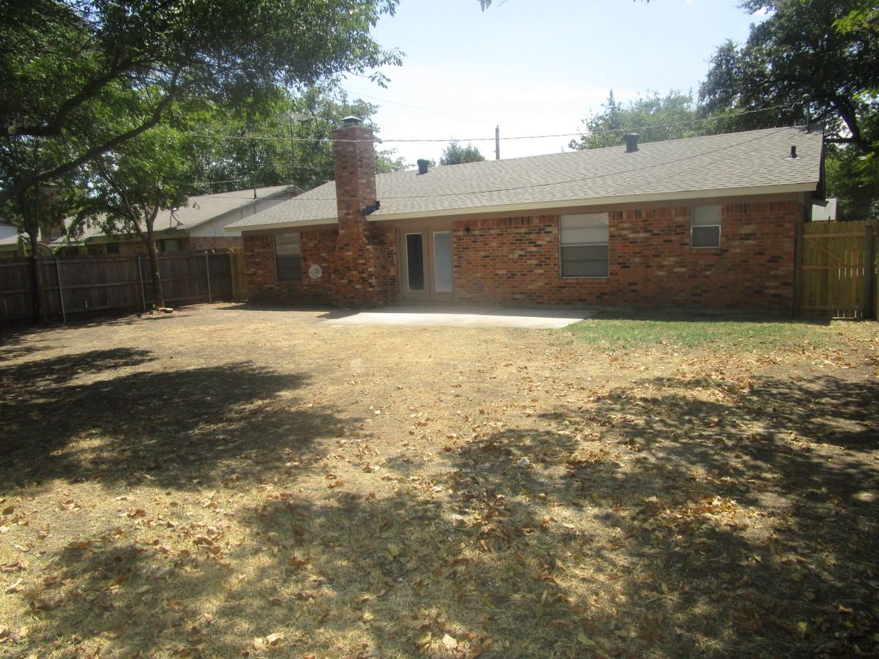 6605 Kitty Dr - Photo 2 of 14
