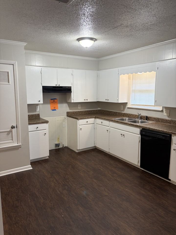 11201 Donnie Dr - Photo 7 of 22