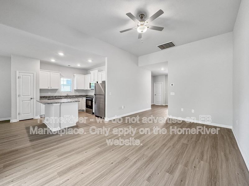 3110 Maple Ridge Dr - Photo 2 of 22