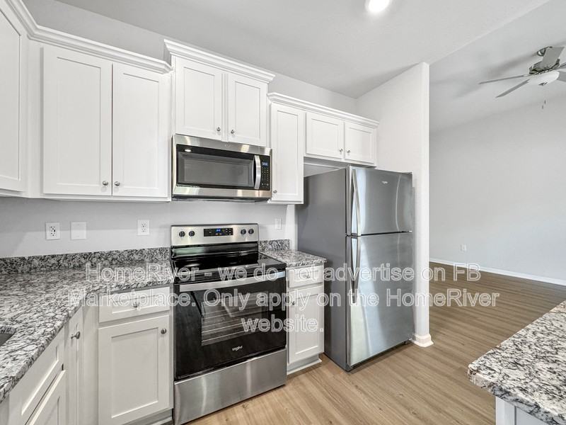3110 Maple Ridge Dr - Photo 5 of 22