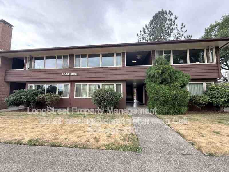 2620 Nw Tyler Ave - Photo 2 of 18