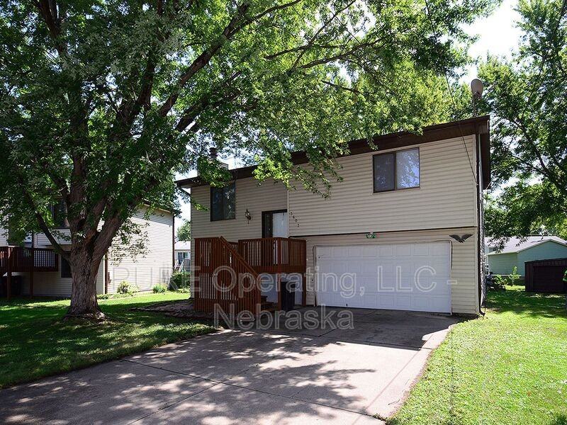 3607 Katie Dr - Photo 2 of 32