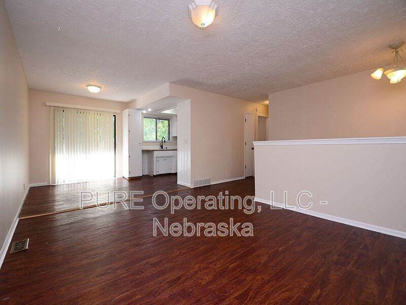 3607 Katie Dr - Photo 4 of 32